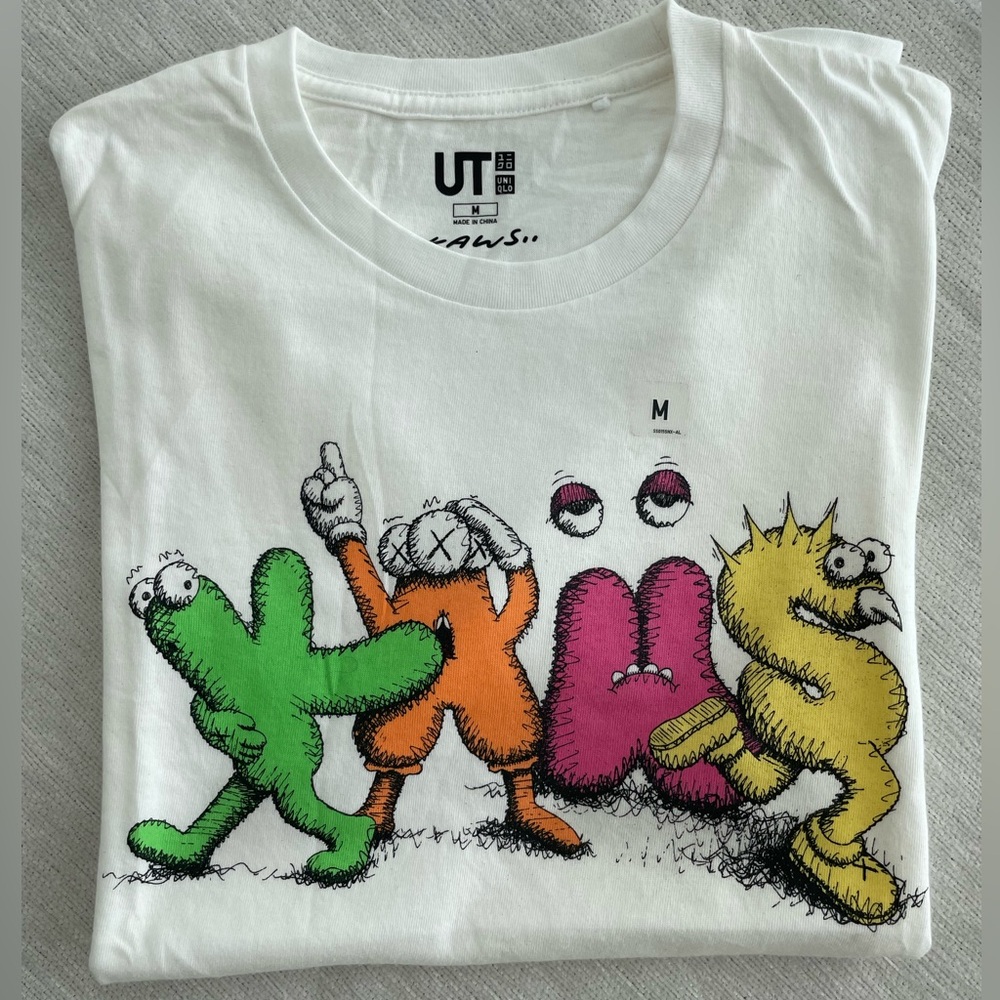 KAWS x Uniqlo BFF Pocket Tee White Size Medium